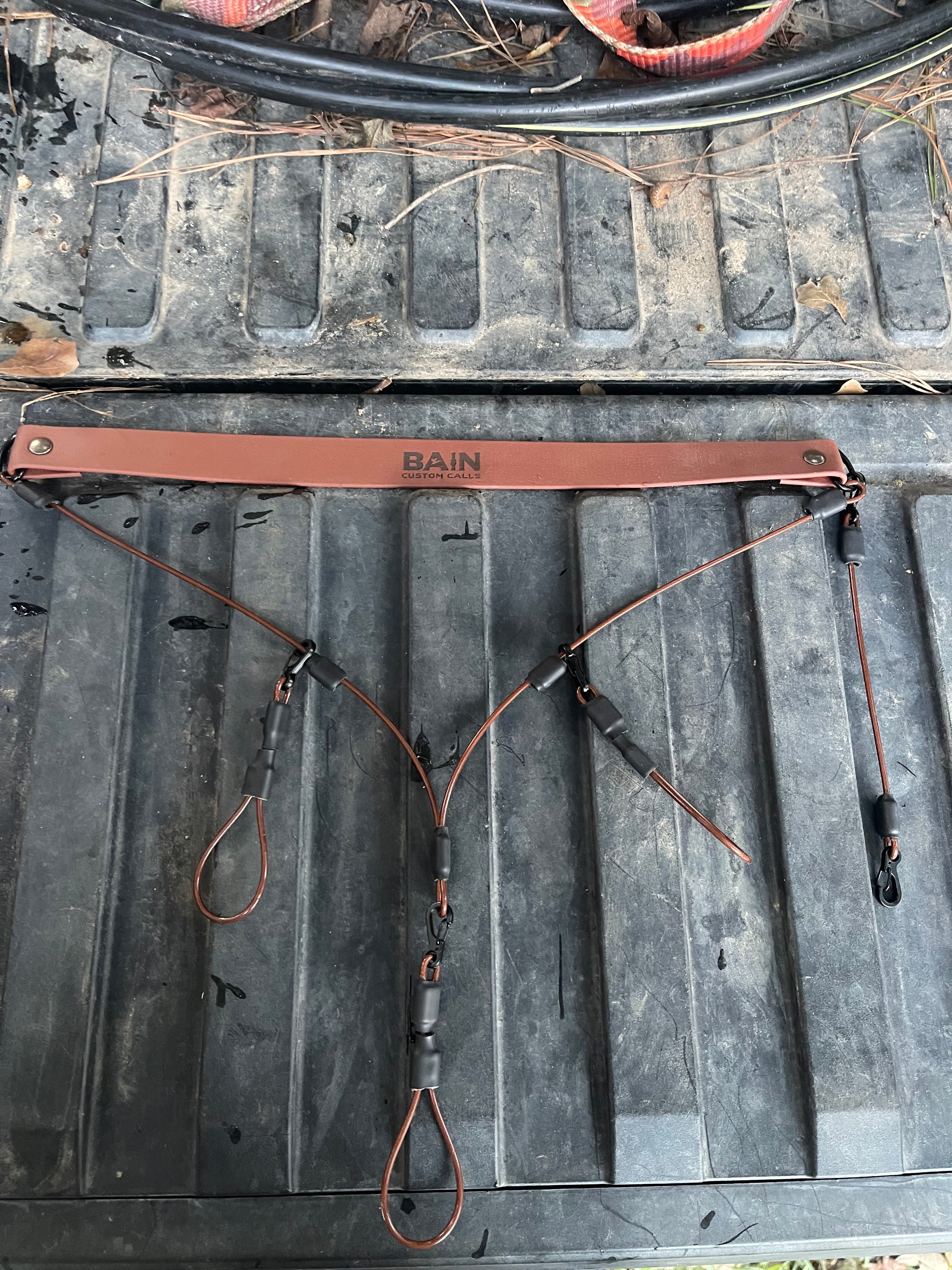 Lanyard brown